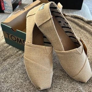 Toms size 9 Venice collection New